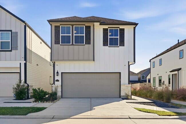 Primary Photo - 14759 Slow River Ave