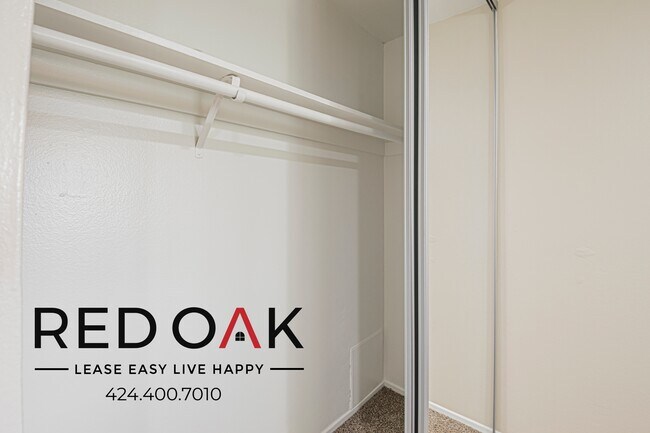 Building Photo - 861 Glencliff St