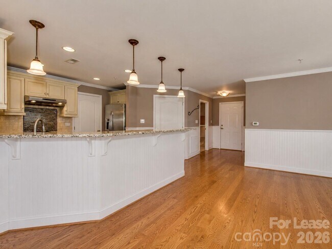 Building Photo - 18521 Harborside Dr