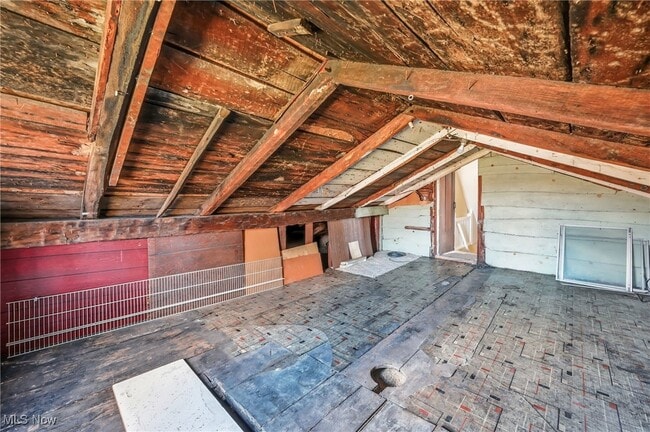 Building Photo - 12192 Leffingwell Rd