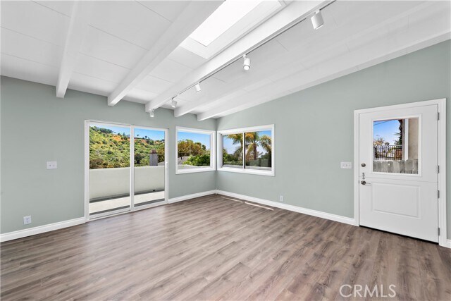 Building Photo - 1435 Bluebird Canyon Dr