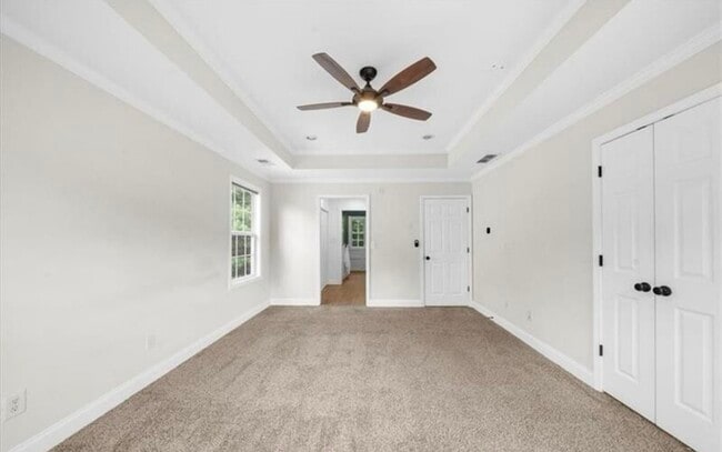 Building Photo - 164 Greenview Dr