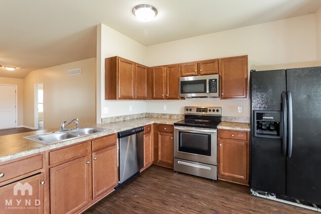 Building Photo - 31895 W 171st St