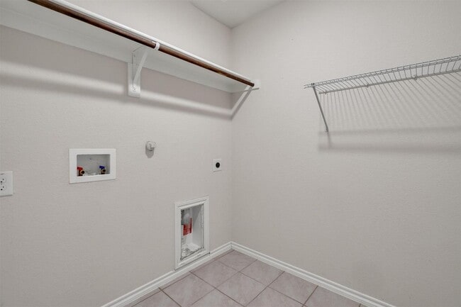 Building Photo - 4206 Showboat Ln