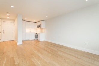 Building Photo - 334 Harvard St