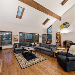 Building Photo - 640 Northbrook Dr