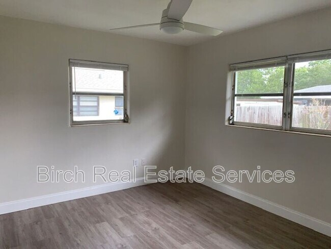 Building Photo - 1406 Lemon St