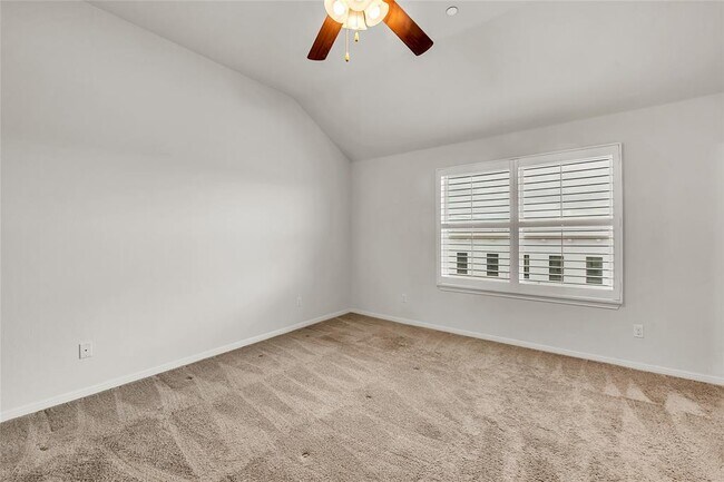 Building Photo - 1701 S Bell Blvd