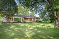 Building Photo - 1919 W Lake Rd