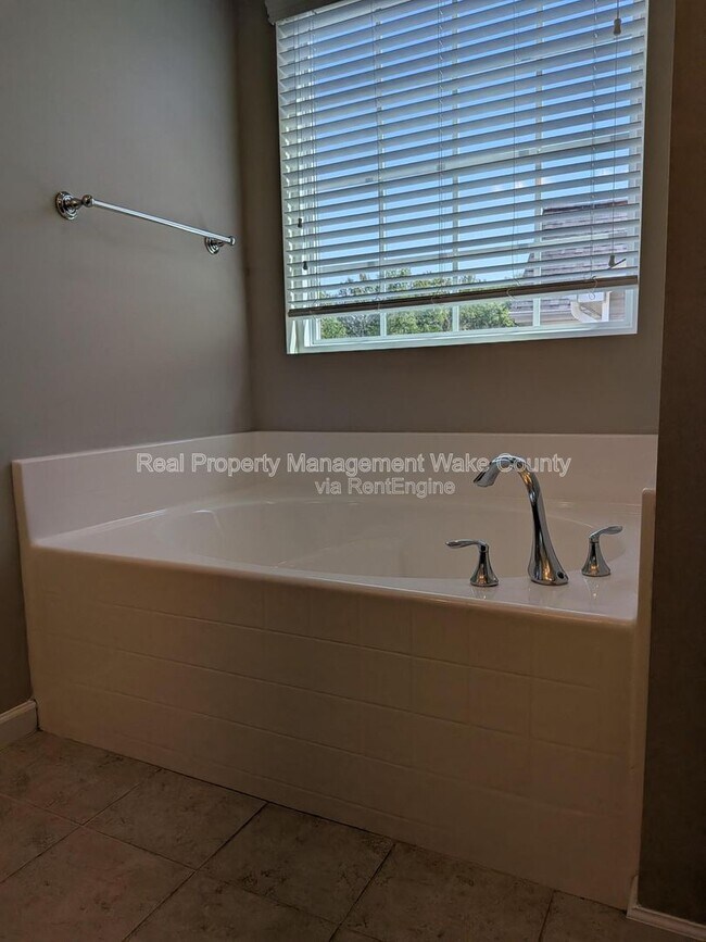 Building Photo - 772 Treviso Ln