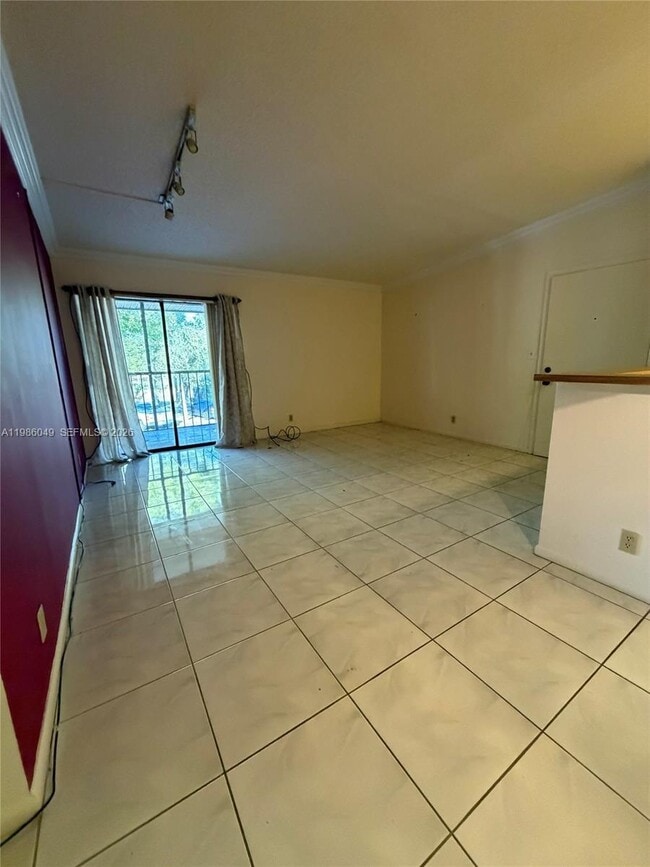 Building Photo - 15500 Lakes of Delray Blvd