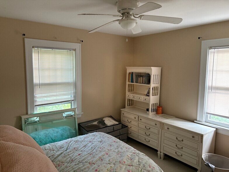 Bedroom #1 - 3219 Glengyle Ave