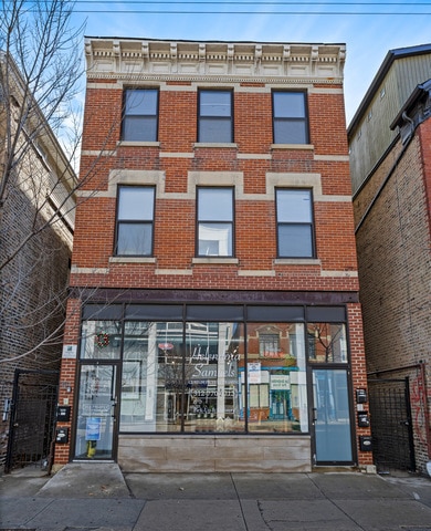 Building Photo - 1851 W Chicago Ave