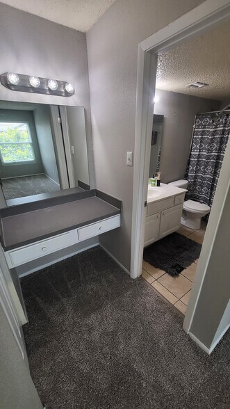 Building Photo - 3748 Idlebrook Cir