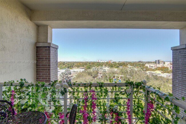 Building Photo - 3250 NE 1st Ave