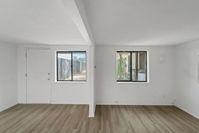 Building Photo - 129 N 1st Ave