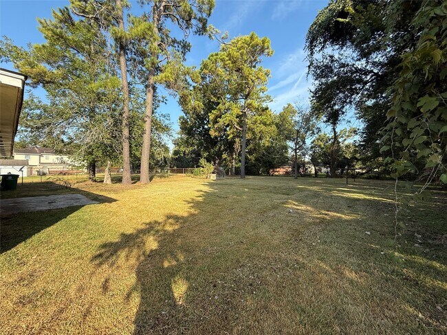 Building Photo - 7325 Ley Rd