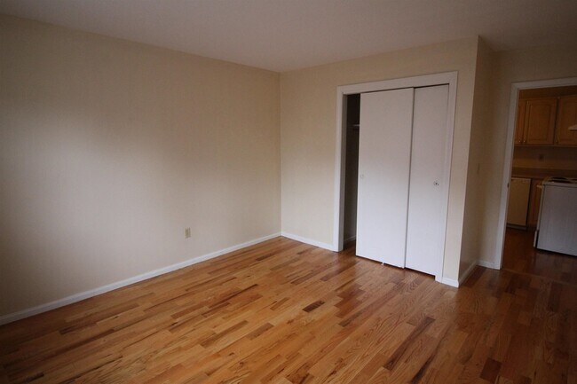 Building Photo - 73 E Broadway