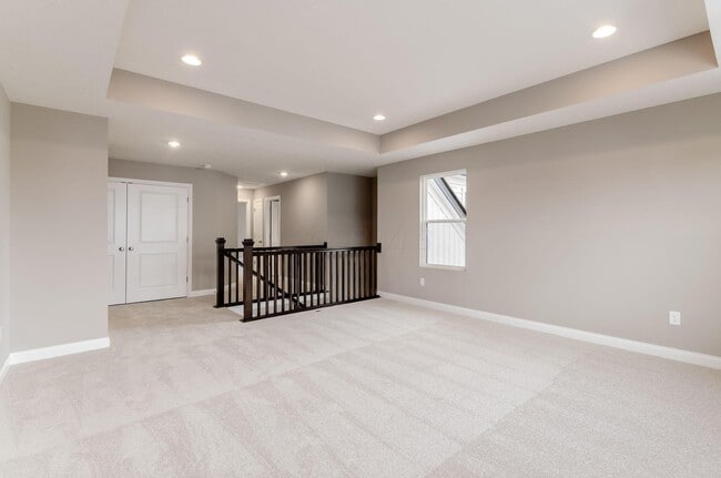 Building Photo - 5494 Dutch Ln