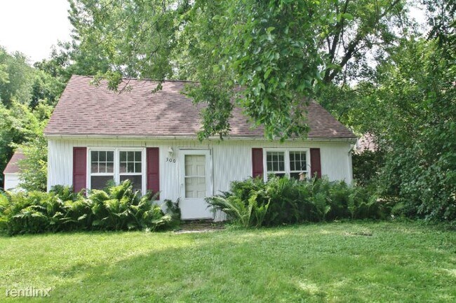 Primary Photo - 4 br, 1 bath House - 300 21st Street SW