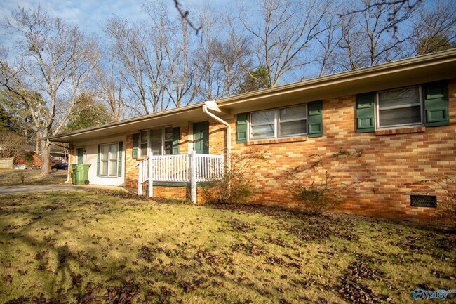 Building Photo - 3104 Cumbres Cir NW