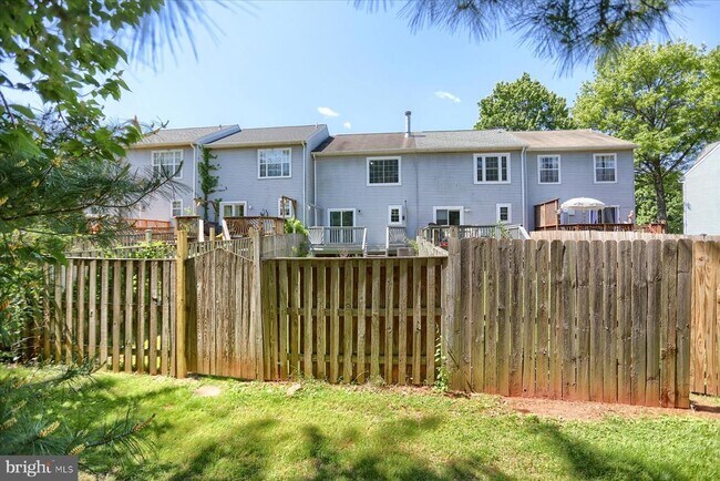 Building Photo - 618 Milford Ct