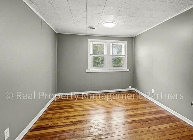 Building Photo - Baraga Duplex