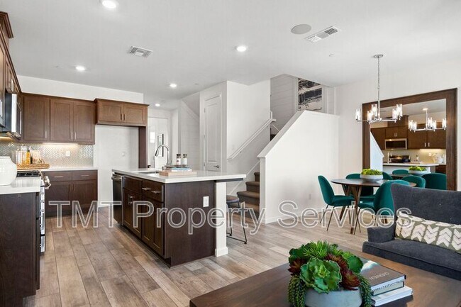 Building Photo - 2954 Valbonne Walk