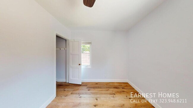 Building Photo - 8214 Laurelgrove Ave