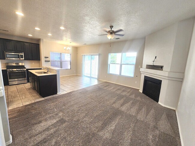 Building Photo - Amazing 3 bedroom on Westside! Coors/Ladera. Close to Petroglyphs, I-40.