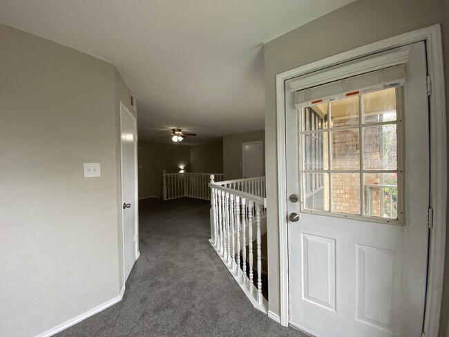 Building Photo - 11655 Audelia Rd