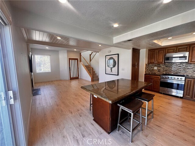 Building Photo - 379 Monte Vista Ave