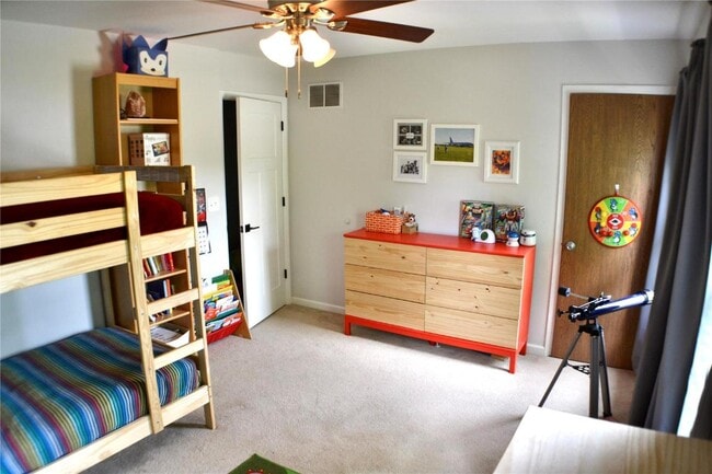 Building Photo - 34 Arbor Springs