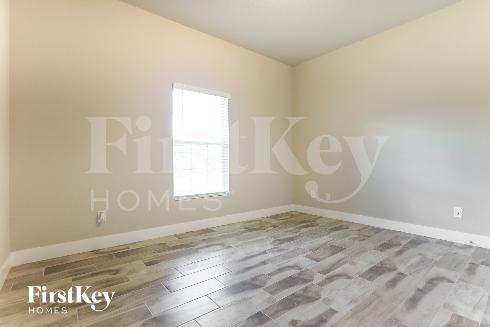 Building Photo - 5139 Cromey Rd