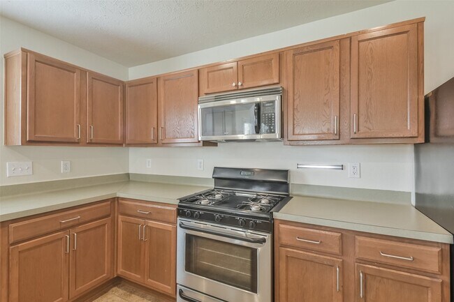 Building Photo - 7934 Blue Wahoo Ln