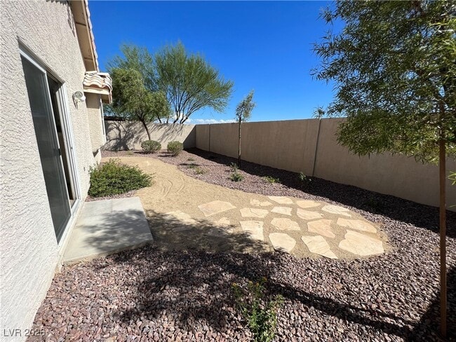 Building Photo - 7987 Lone Jogger