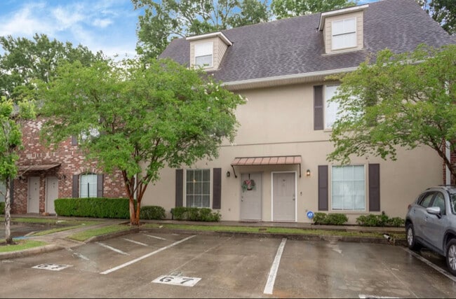 Building Photo - 2405 Brightside Dr