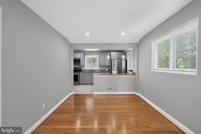 Building Photo - 11102 Bucknell Dr