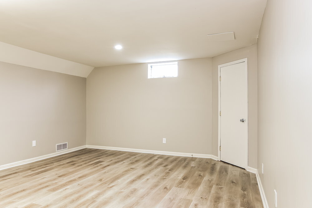 Building Photo - 433 Furman St