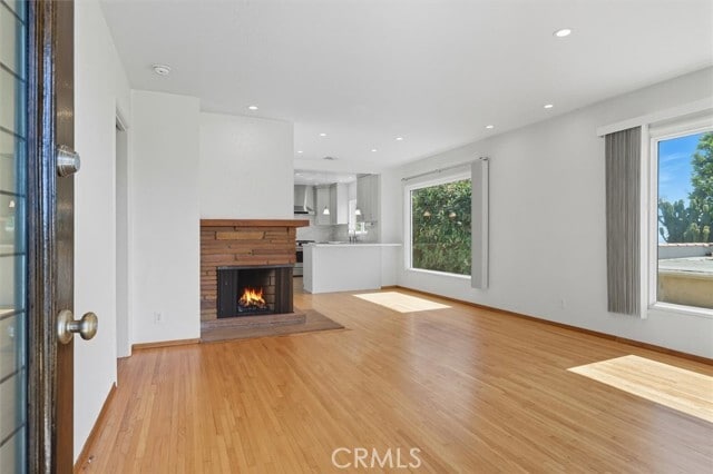 Building Photo - 3644 S Cabrillo Ave