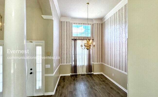 Building Photo - Spacious 3 Bedroom Home in Ooltewah / Deck...