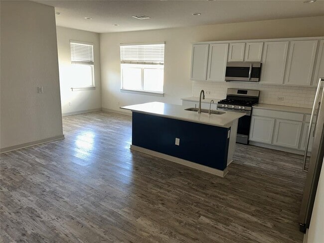 Building Photo - 241 Deserti Rd