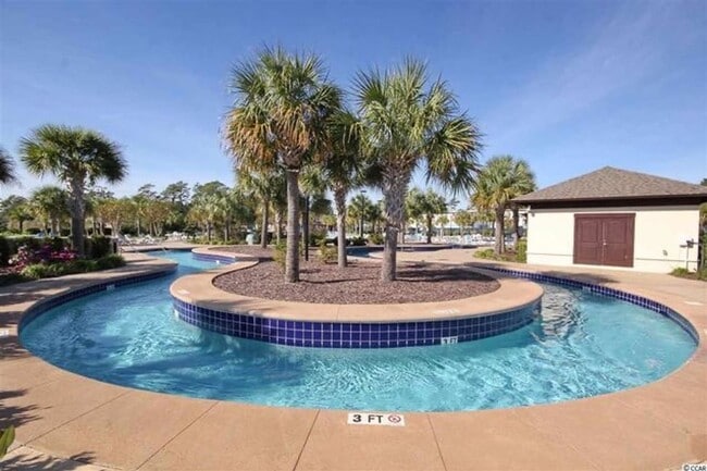 Building Photo - LUXURIOUS HIGH-END 2-story townhome in Market Common - walk to everything!