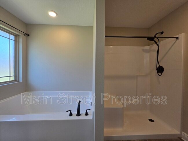 Building Photo - 8839 Longmont Way