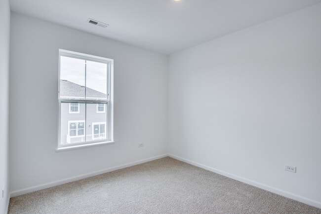 Building Photo - 14934 S McCarthy Cir