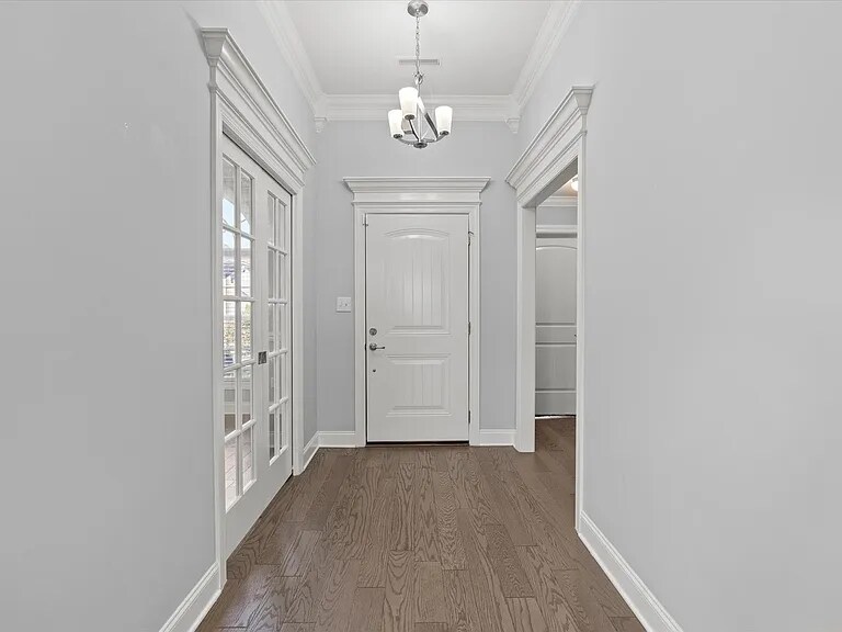 Building Photo - 27998 Cross Gate Dr