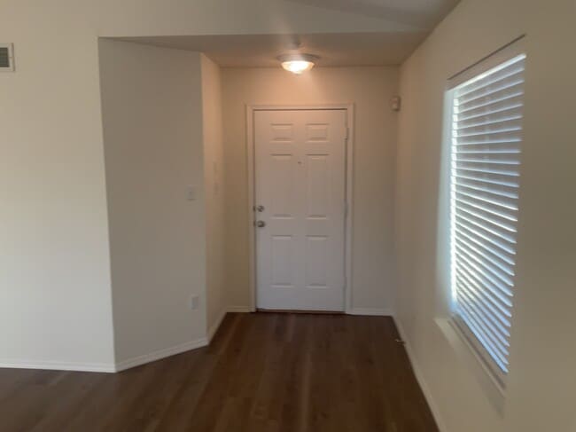 Building Photo - 10428 Pamplona St NW