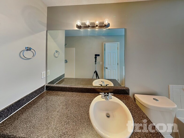 Building Photo - 4430 Reserve Hill Crossing