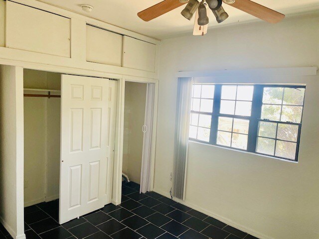 Ample Storage - 450 W Crawford St