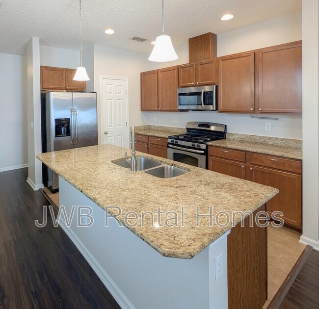 Building Photo - 94 Carlson Ct